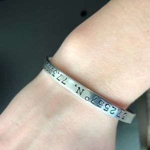 Aluminum bracelet